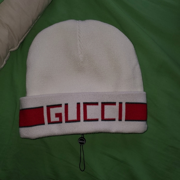 Gucci Other - Gucci embroided logo hat